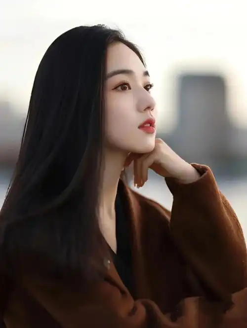 清纯优雅知性气质美女