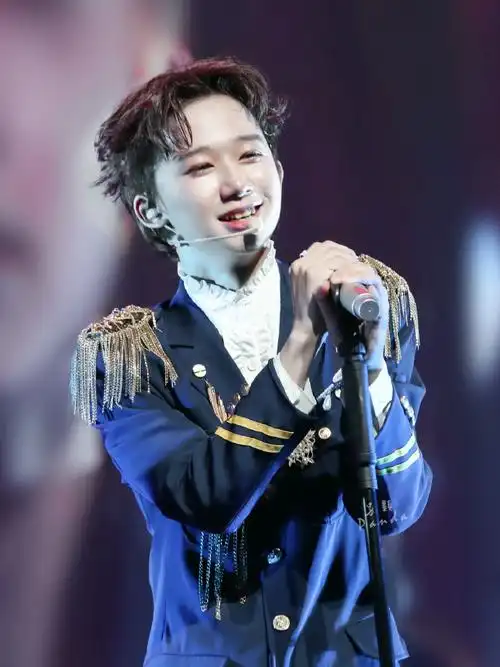 书漾[超话]#99#任书漾 全能ace#20210515  上海