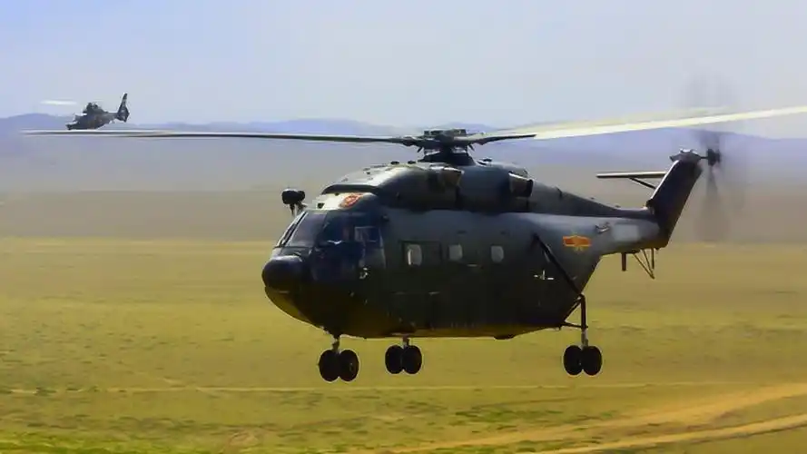我国直-8l宽体直升机亮相,"山猫"最佳伴侣,机动部署能力大增