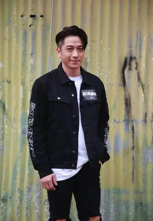 吴卓羲拆弹专家2开镜仪式图片24