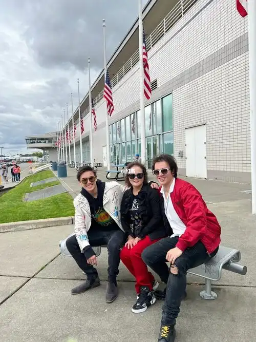 北美崔哥带我们参观波音博物馆