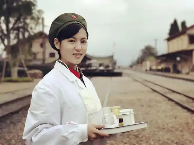 突然宣布怀孕!刚红就休工生娃,她到底什么时候结的婚?