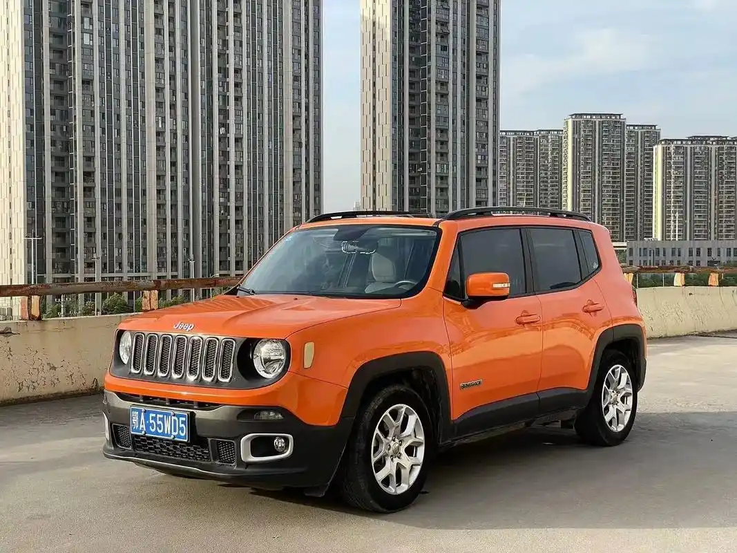 4t动能版 新到16年吉普自由侠 1.4t劲能版个人一手 2个面油