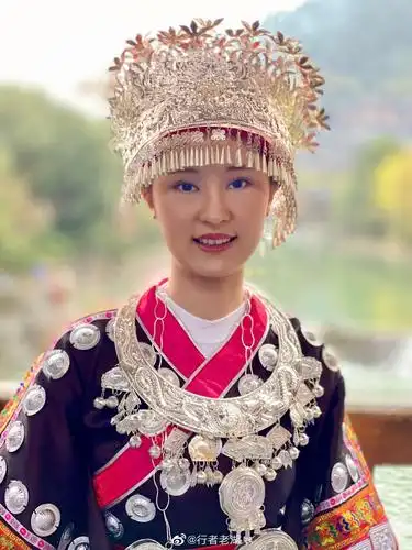 雷山苗年,女孩子们都穿上了苗族传统服装,摄影发烧友可开心了