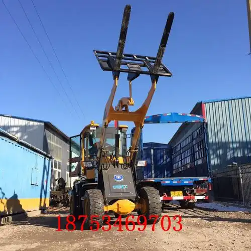 装载机改装成叉车货叉铲斗更换方便
