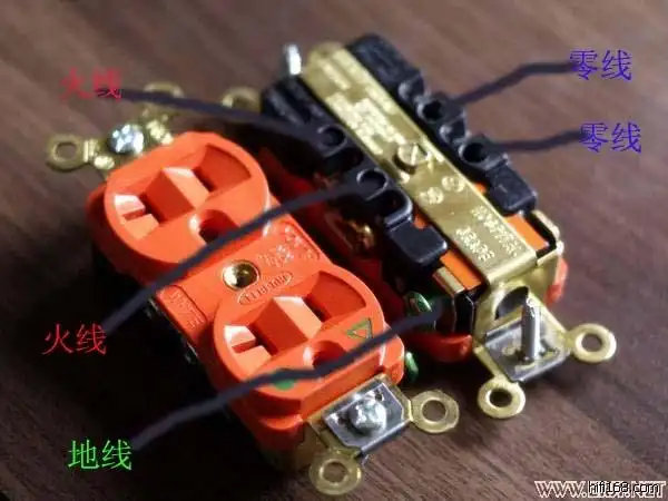 美标墙插火线零线是这样吗