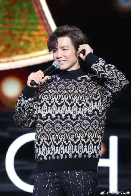 钟汉良o巡回演唱会##乘坐钟汉良o的时光机##欢迎来钟汉良o时空之妹