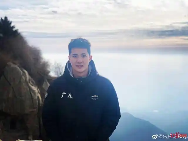 有颜值有技术,四川队新秀朱松玮当选cba第一期月度最佳星锐球员