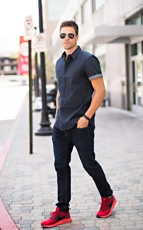 男生穿短袖衬衣的三大禁忌|衬衫|时尚界|衬衣_新浪新闻