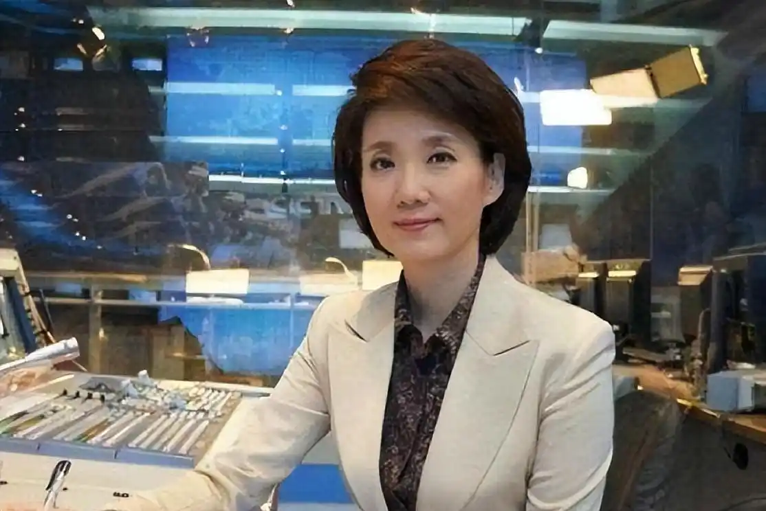 央视一姐李修平:事业成功却也有遗憾,经历两段婚姻,却没有孩子