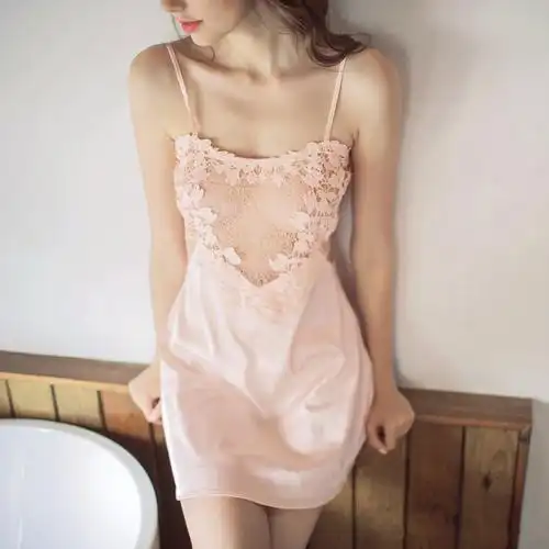 网站地图 女士内衣/男士内衣/家居服 真丝睡衣 吊带 > 透明吊带 共