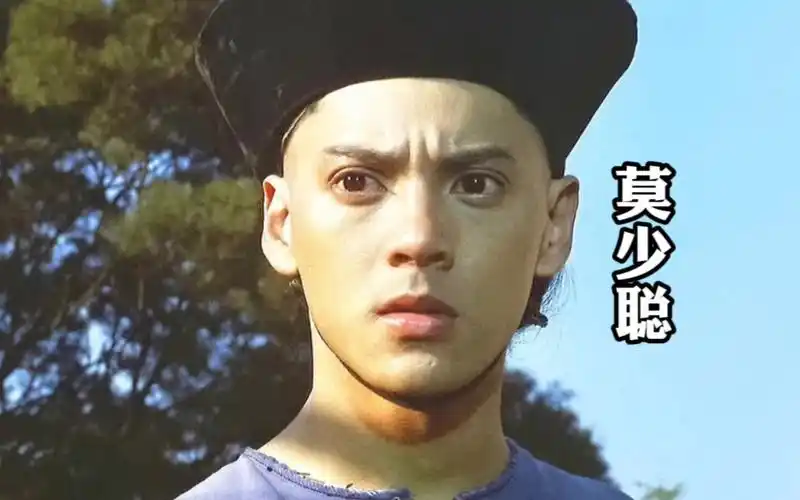 莫少聪19岁到60岁,大眼仔出道即巅峰,曾与刘德华齐名!