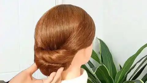 喜欢盘发的妈妈婆婆,千万不要错过,只需两步轻松搞定高级发型