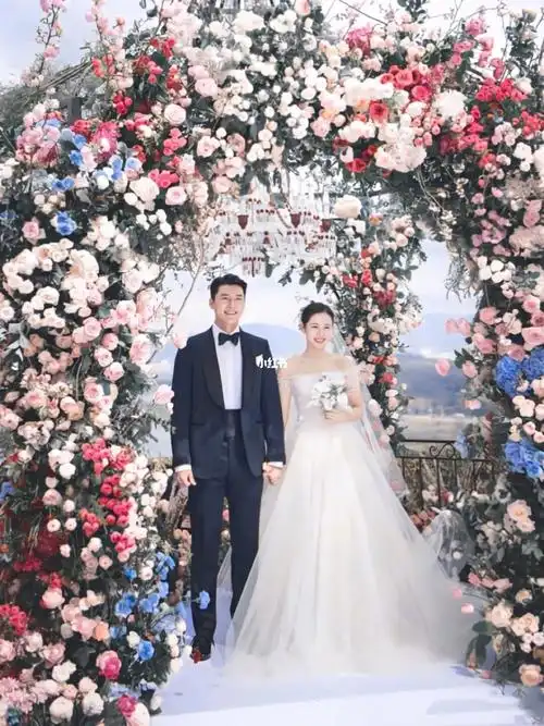 孙照湫蚧槔窆俜礁咔逋祭蠢矓9699像梦一般