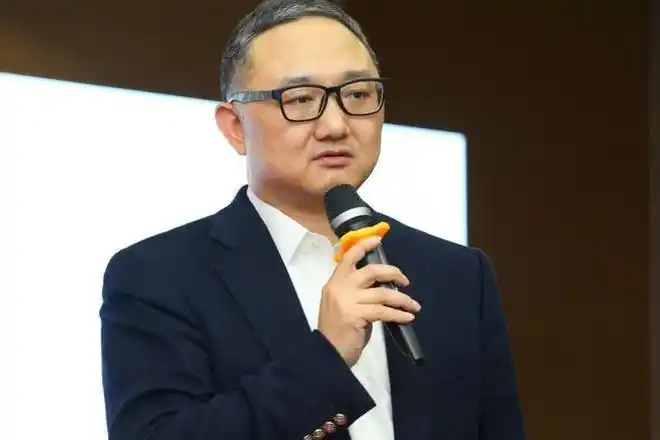 车易拍副总裁 徐元杰