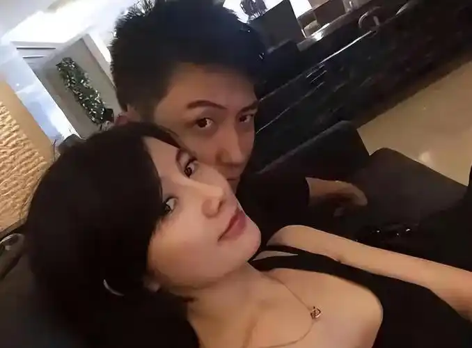 刘宇宁公开回应承认结过婚但没孩子评论区一片力挺坦荡男人