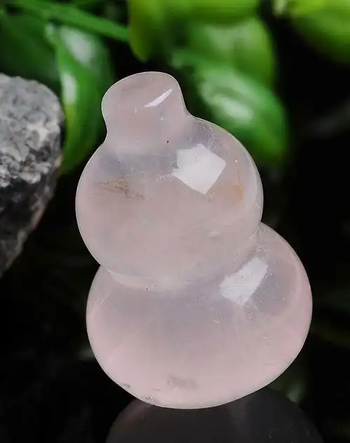 天然粉水晶葫芦吊坠