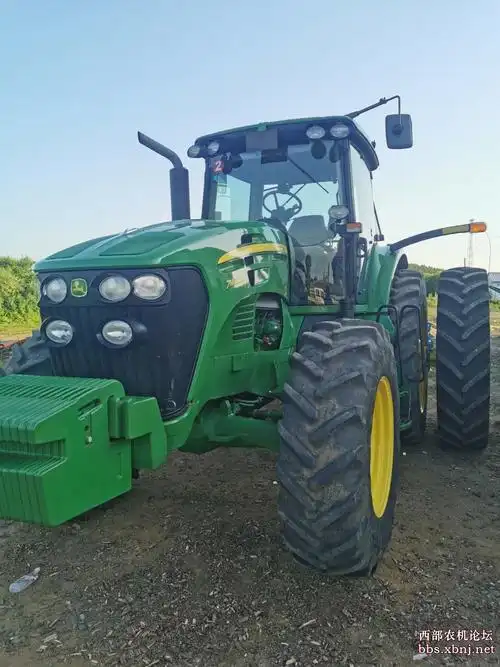 出售约翰迪尔2204