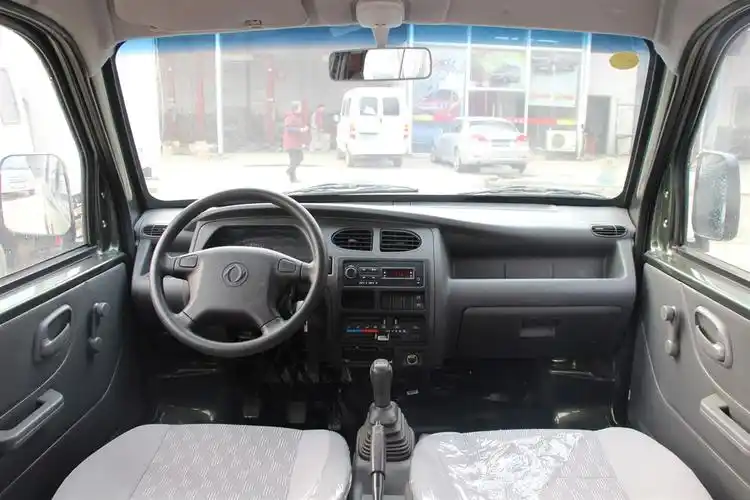 东风小康v07s完整内饰(中间)