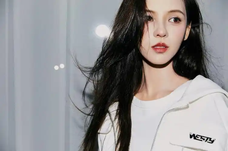 《斗罗大陆2》未播先火,张予曦再现绝美古装,男主表现远超预期_腾讯