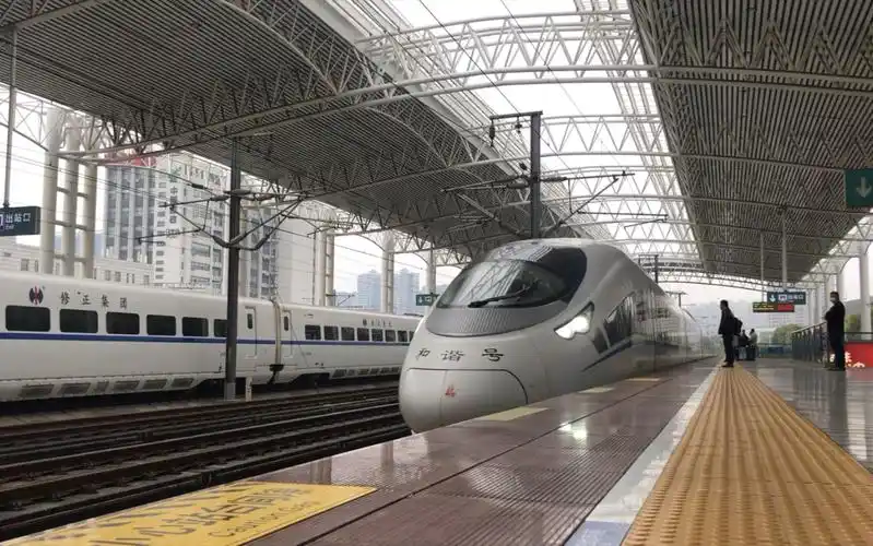 库存,上局管内cl(鲨鱼)进常州站城际场8站台办客,全国仅有25组_哔哩