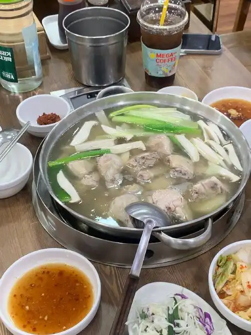 爱看不看之粤食小报