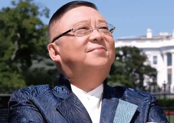 颜廷利,无量子,李居明合称"周易三剑客",国学周易名人知识