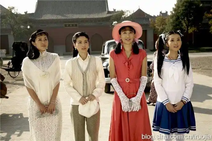 《战火四千金》是北京金天地影视文化有限公司出品的红色情感谍战剧