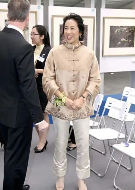 朱玲玲个人资料血型/身高/面相 朱玲玲年轻时照片