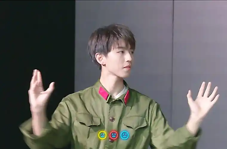 王俊凯北影期末考独家剧照 可爱界鼻祖横空出世