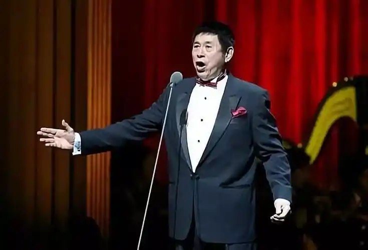 歌唱家程志学歌唱的过程不能着急经常唱歌可延年益寿