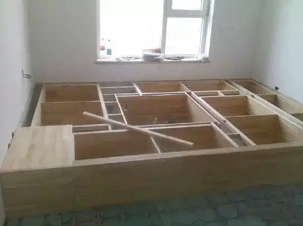 榻榻米工厂定制的好还是木工打的好?