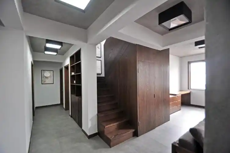 楼梯间和过道 staircase and corridor