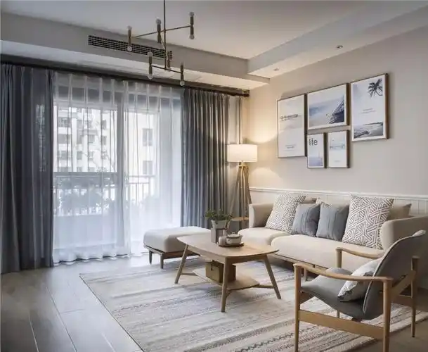 窗帘搭配中呼应设计和撞色设计在各方面有什么区别?