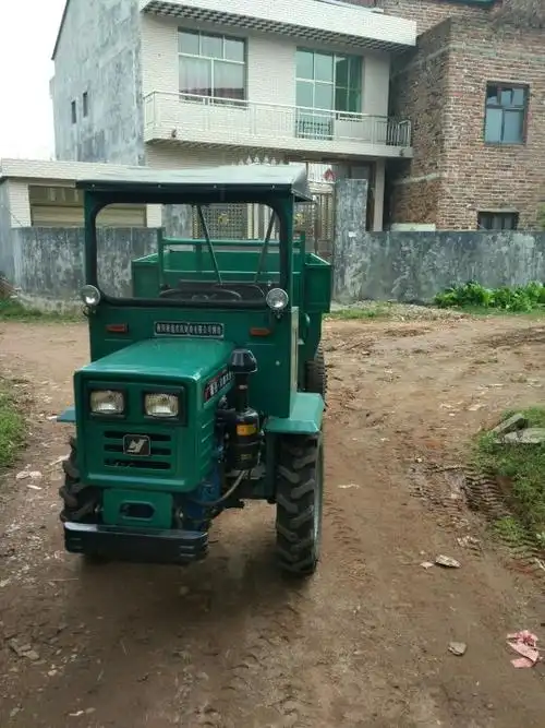 南岳牌盘式拖拉机用的是什么保险丝型号?