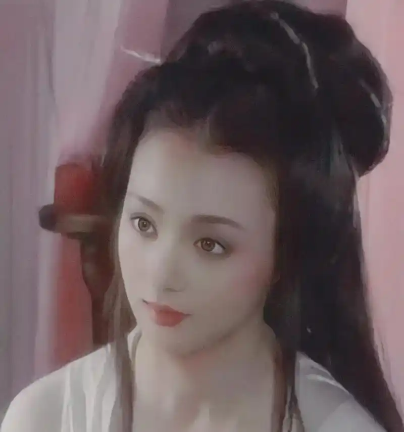 蒋勤勤版的西施,无论造型是浓妆还是淡妆,都非常相宜