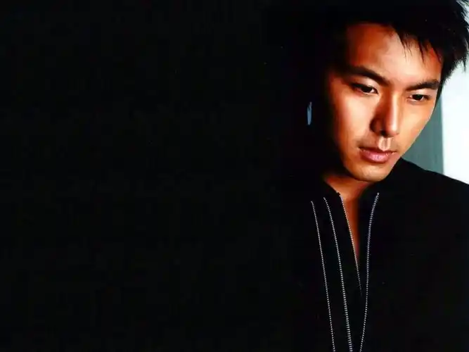 萧正楠_明星写真_图集_电影网_1905.com