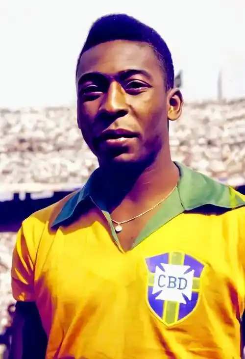 其实他才是历史最佳球王,贝利马拉多纳梅西都得礼让三分_球员_荣誉