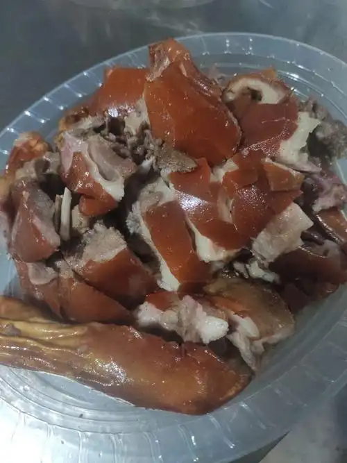 周六,美味靓烧狗供应