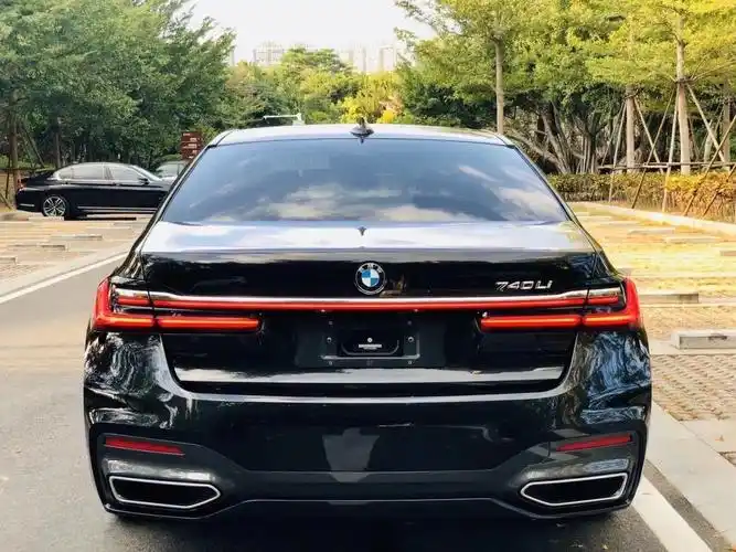 宝马 宝马7系  2019款  740li 领先型 m运动套装图片