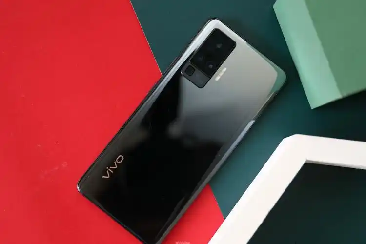 试试x50#真机上手:知道它"稳",但没想到会超出这么多!