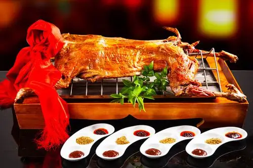 贵州诺琴旅游联盟特约联盟商家之灰太狼烤全羊