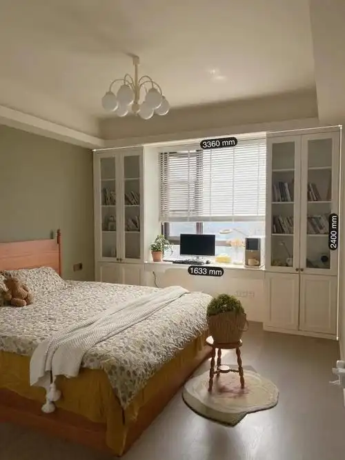 窗户变书房!靠窗书桌书柜一体设计大公开