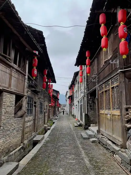 汉文化的孤岛---贵州隆里古城 - 京华春晓