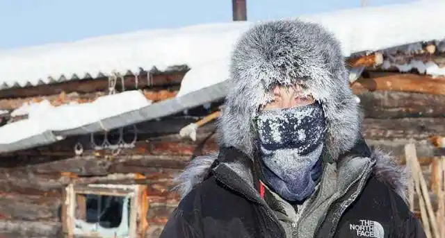 地方是在高山之巅和极地区域,[bai]但在南北半球和不同地区也不尽相同