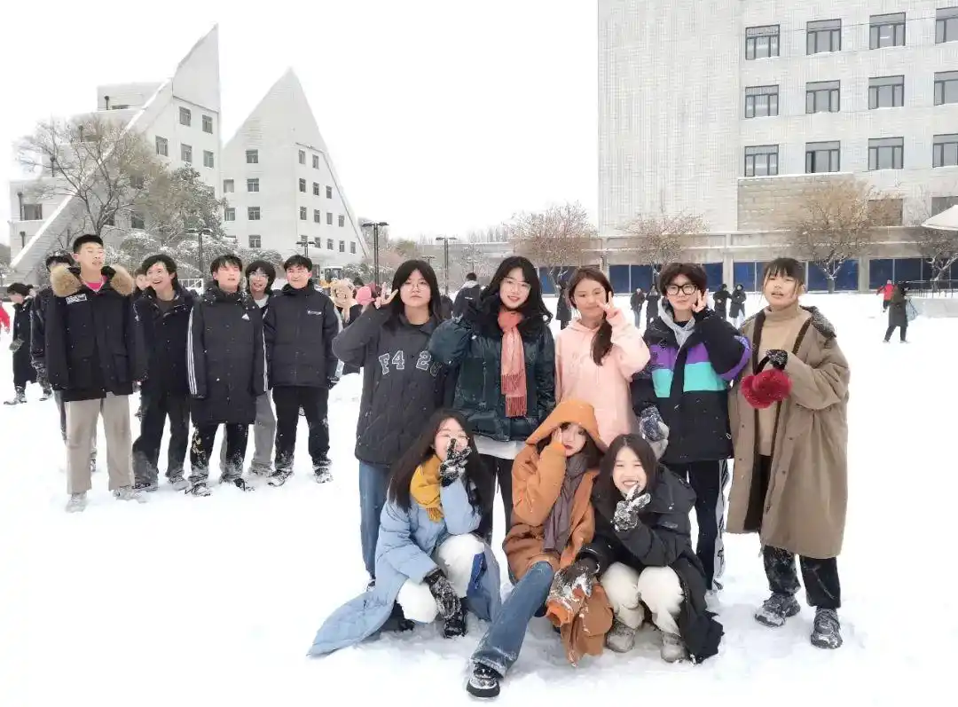 鲁美附中——雪的碗里 盛满芳华