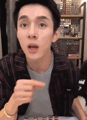 天不怕,地不怕,就怕"口红一哥"李佳琦的oh my god!