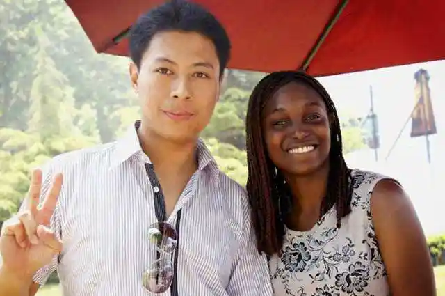 中国人去非洲工作不到一年都要与黑人女孩结婚原因很现实