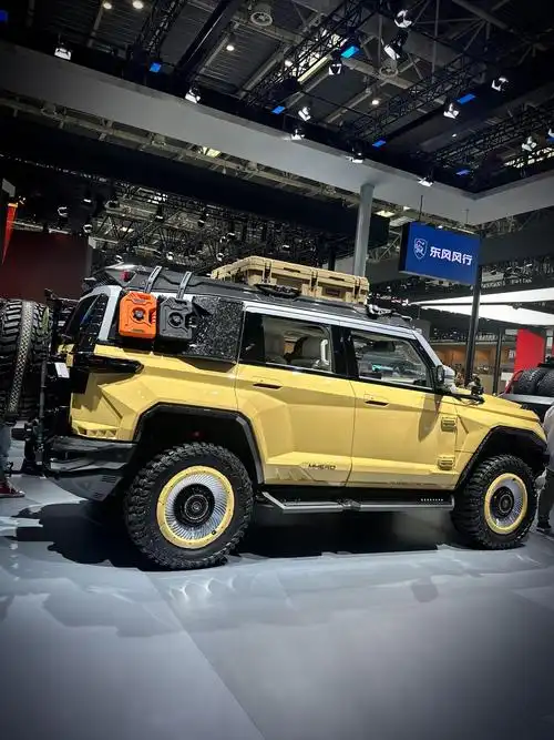 最强国产硬派越野东风猛士m-hunter 狩猎者预售价 368 万限量 33 台