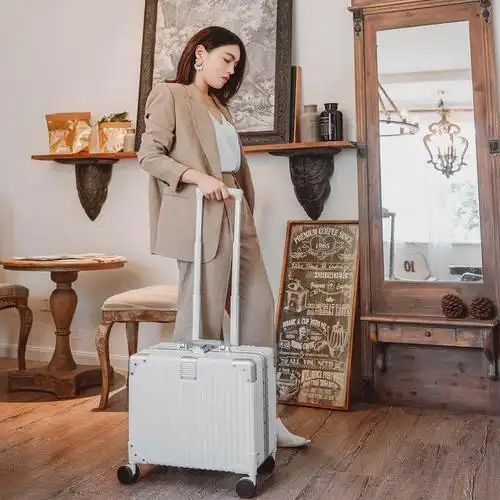 elle铝框17寸拉杆箱登机机箱横版行李箱旅行箱旅行箱